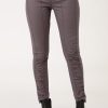 Therosequarter.shop03591c02af 1