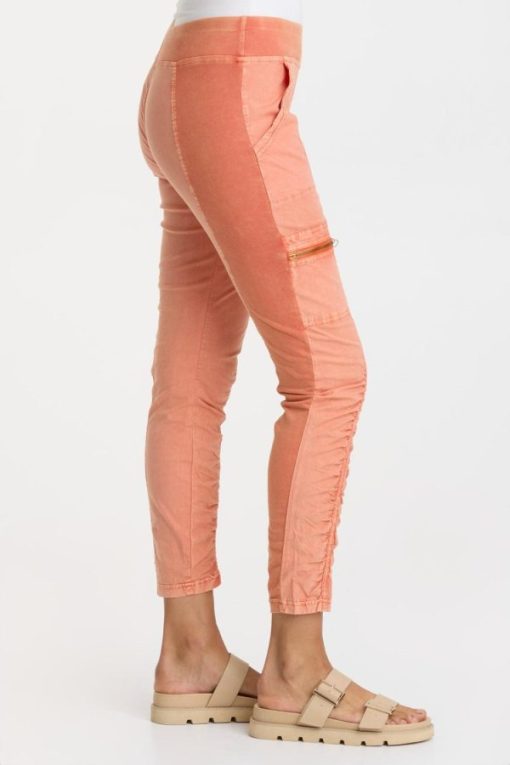 Therosequarter.shop0679fbd98f 2