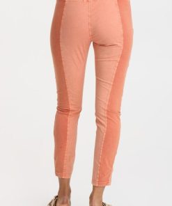 Therosequarter.shop0679fbd98f 3