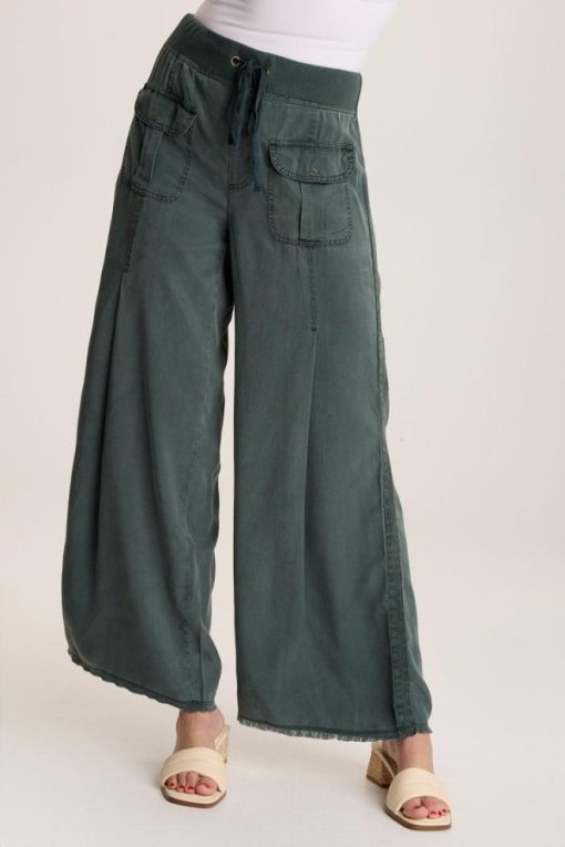 Therosequarter.shop0ca0d4486e 1