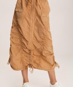 Therosequarter.shop17d7057a0a 1