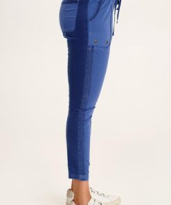 Therosequarter.shop22025c5f78 2