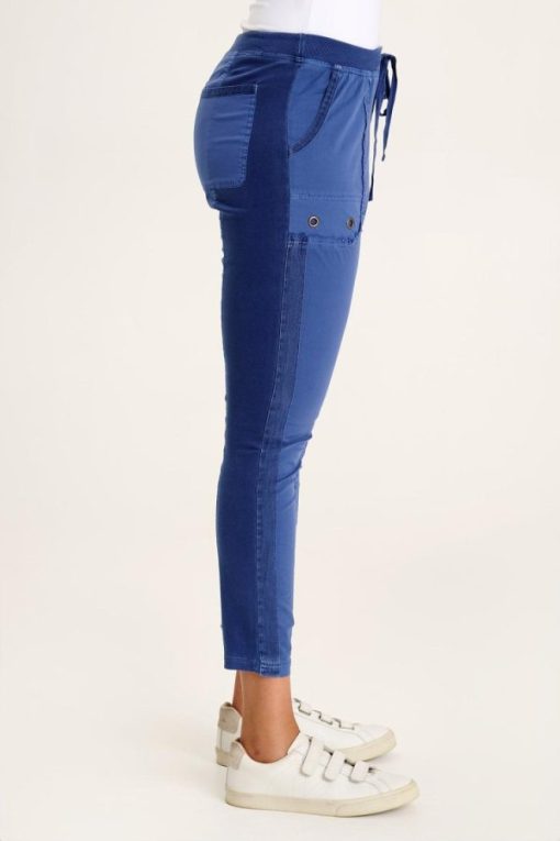 Therosequarter.shop22025c5f78 2