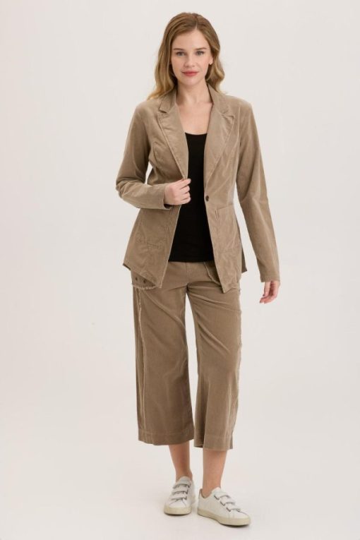 Therosequarter.shop240d1228ca 4