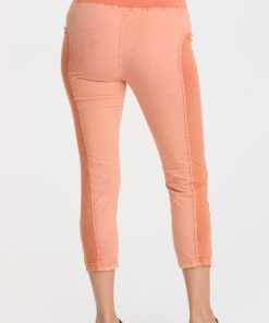 Therosequarter.shop2427ba6627 3