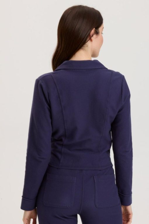 Therosequarter.shop2459ed0fe4 3