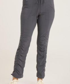Therosequarter.shop25d8dcdb81 1