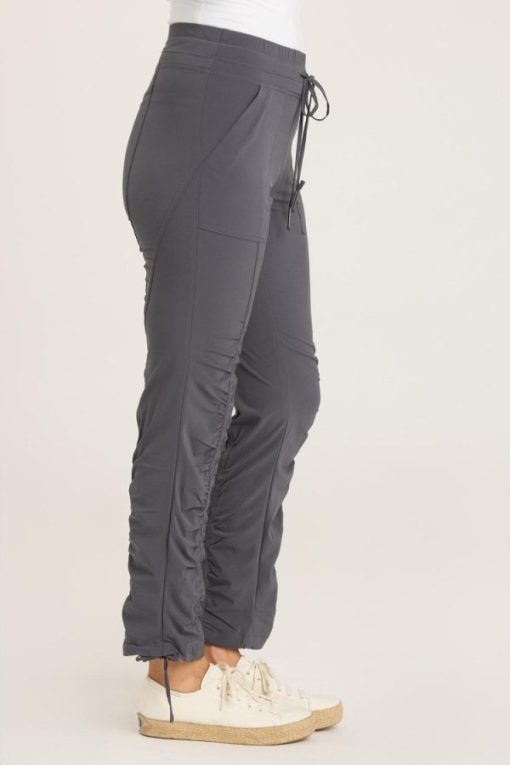 Therosequarter.shop25d8dcdb81 2