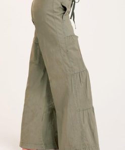 Therosequarter.shop31a135c9c6 2