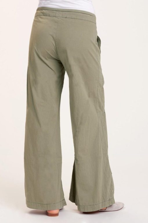 Therosequarter.shop31a135c9c6 3