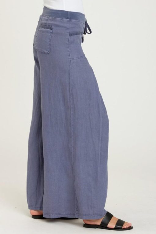 Therosequarter.shop339f9d7a8e 2