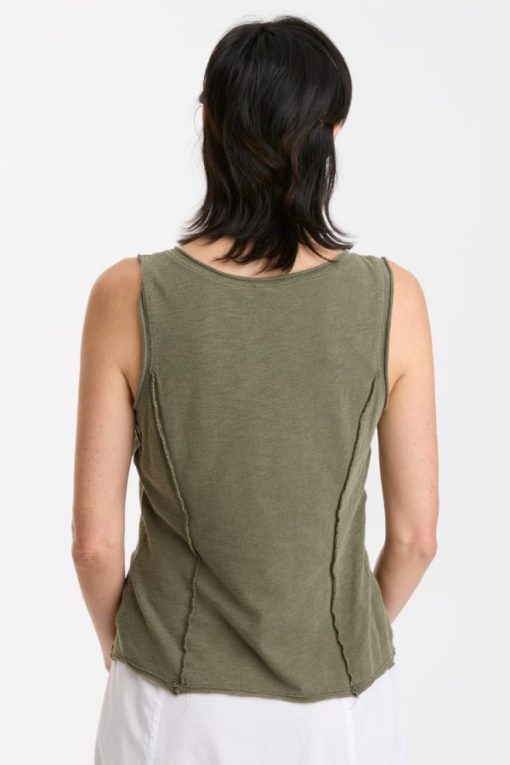 Therosequarter.shop343505a5c8 3