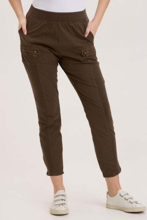 Therosequarter.shop397aa4b89b 1