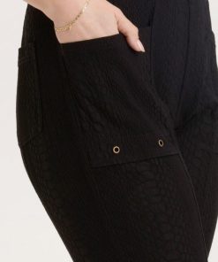 Therosequarter.shop4073a5e904 4
