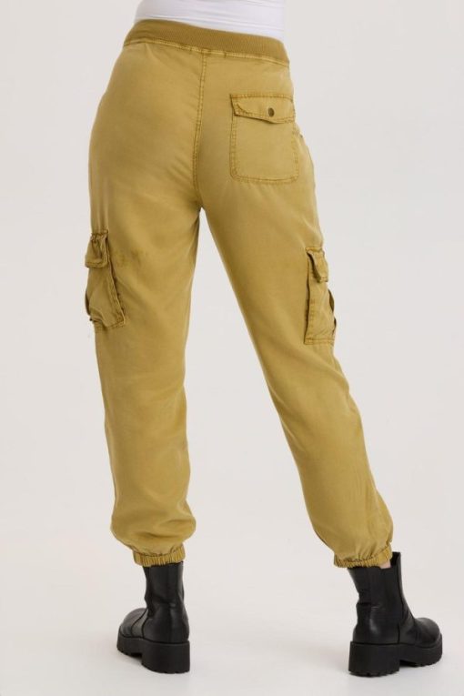 Therosequarter.shop412e556cb8 3