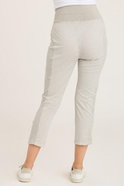 Therosequarter.shop4644894140 3