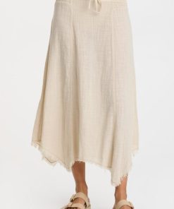 Therosequarter.shop49f97ecfc9 1