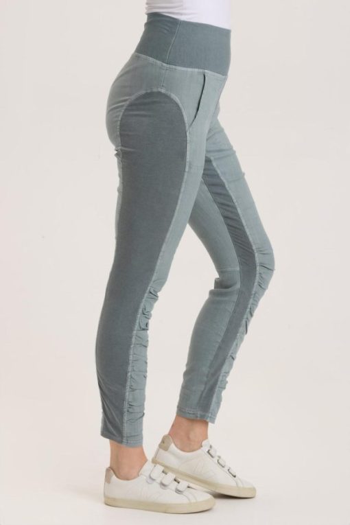 Therosequarter.shop4b20ea1e5e 2