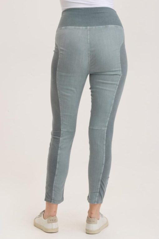 Therosequarter.shop4b20ea1e5e 3