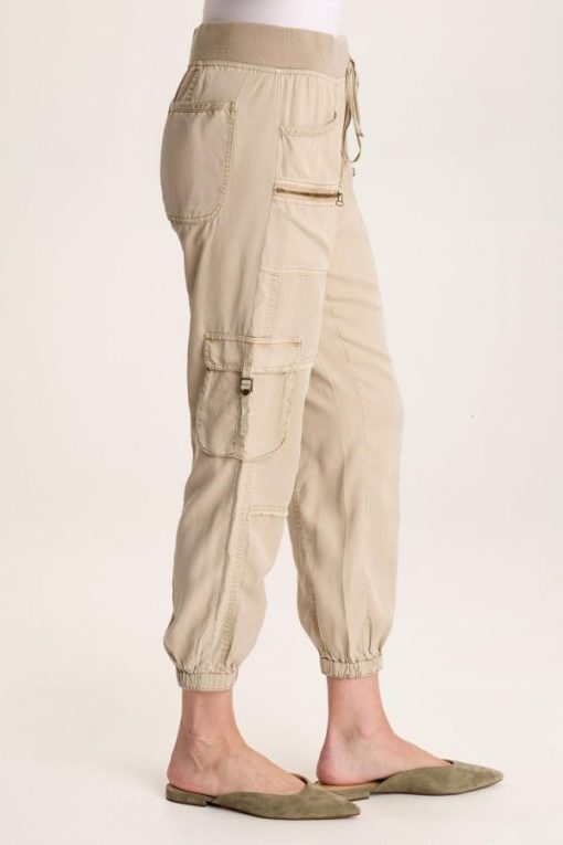 Therosequarter.shop4d12b09863 2
