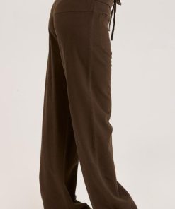Therosequarter.shop52d8bd9d1e 2