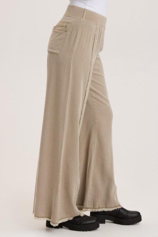 Therosequarter.shop54af6db386 2