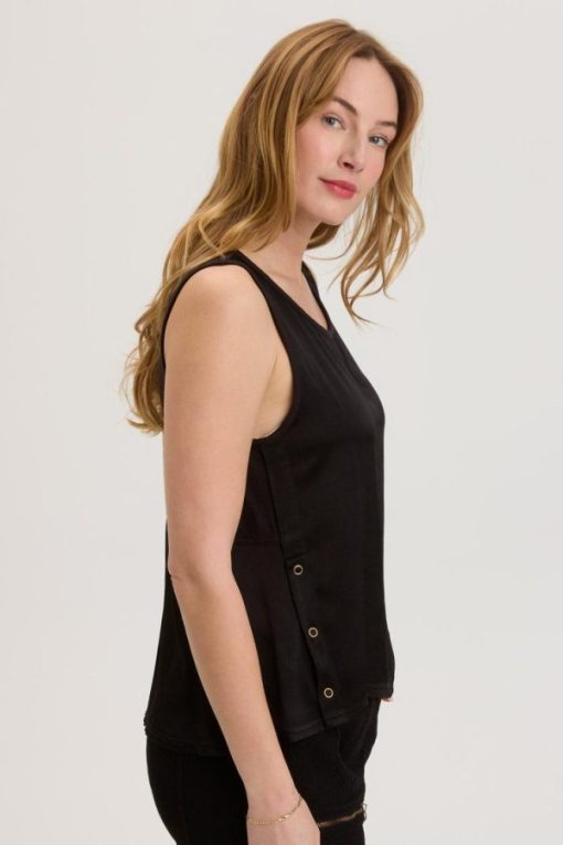 Therosequarter.shop54c7322b5d 2