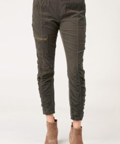 Therosequarter.shop57780a726e 1