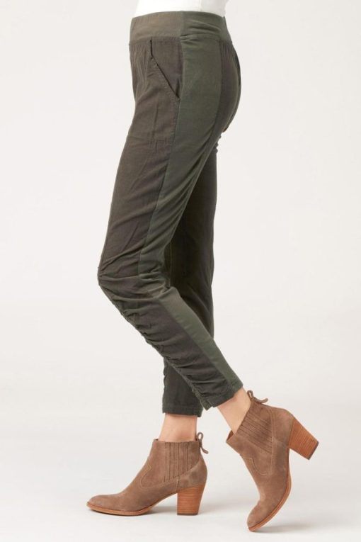Therosequarter.shop57780a726e 2