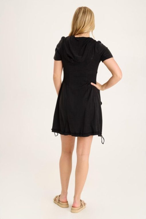 Therosequarter.shop5b9169cd2c 3
