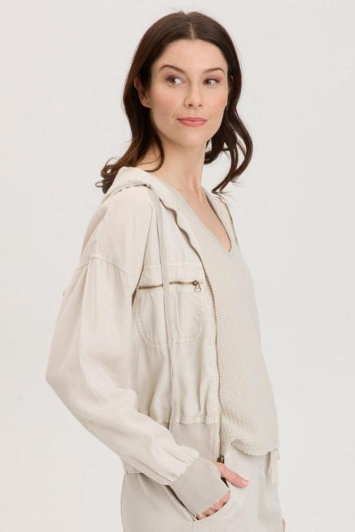 Therosequarter.shop6271f12ba3 2