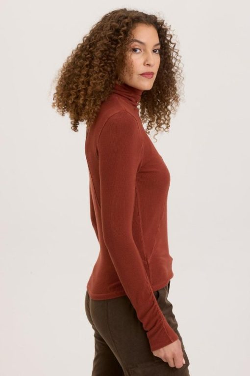 Therosequarter.shop65ba7871c6 2