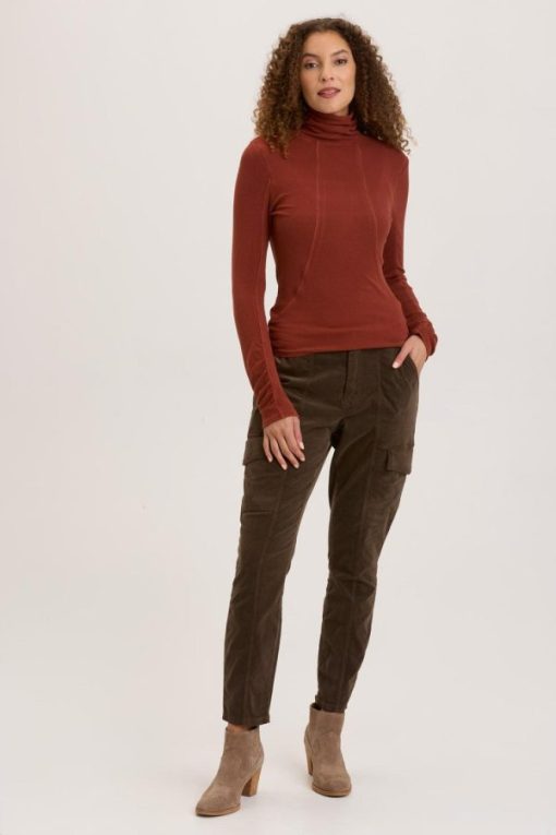 Therosequarter.shop65ba7871c6 4
