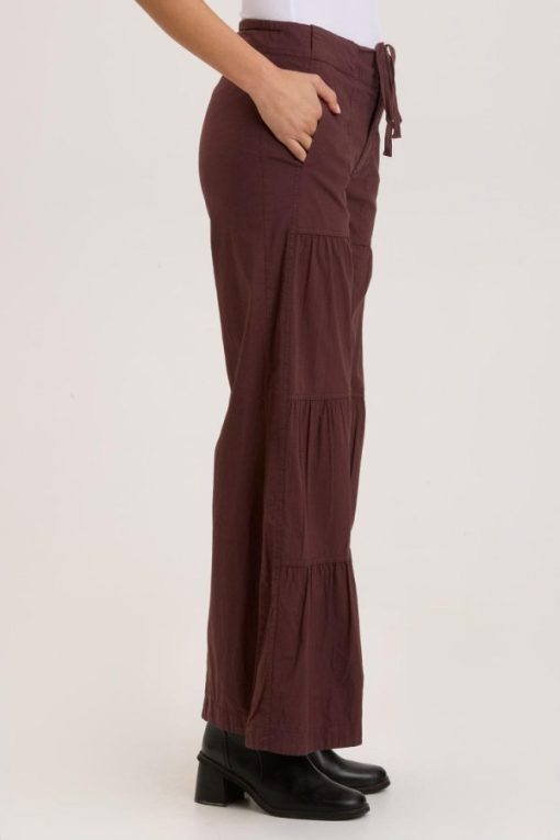 Therosequarter.shop6744952623 2