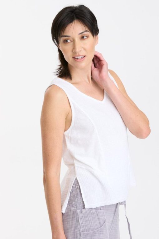 Therosequarter.shop685f07f80a 2