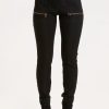 Therosequarter.shop68f70d5c0b 1