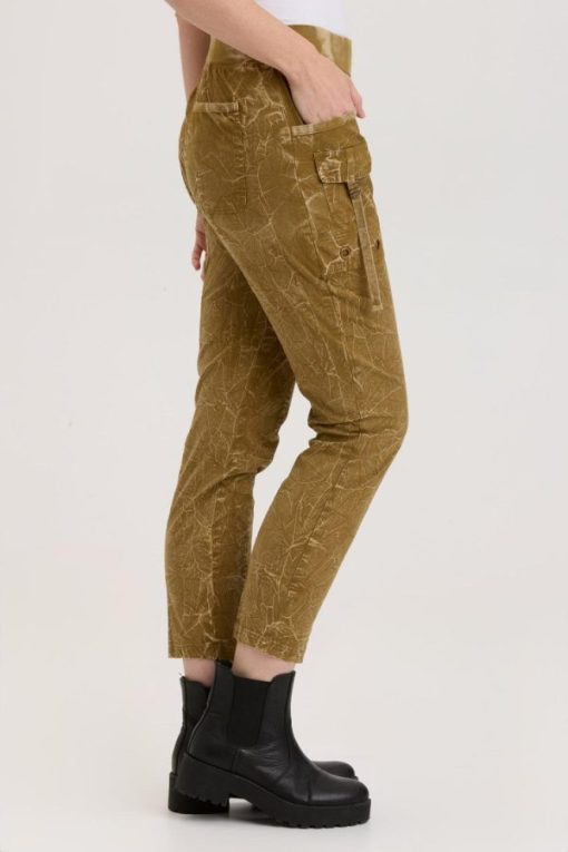 Therosequarter.shop6d27f8b139 2
