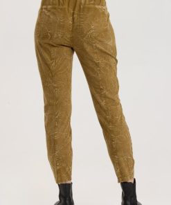 Therosequarter.shop6d27f8b139 3