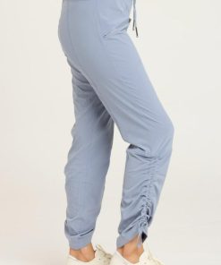 Therosequarter.shop6fec0b56df 2