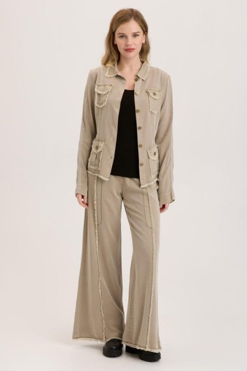 Therosequarter.shop7ccce9f710 4