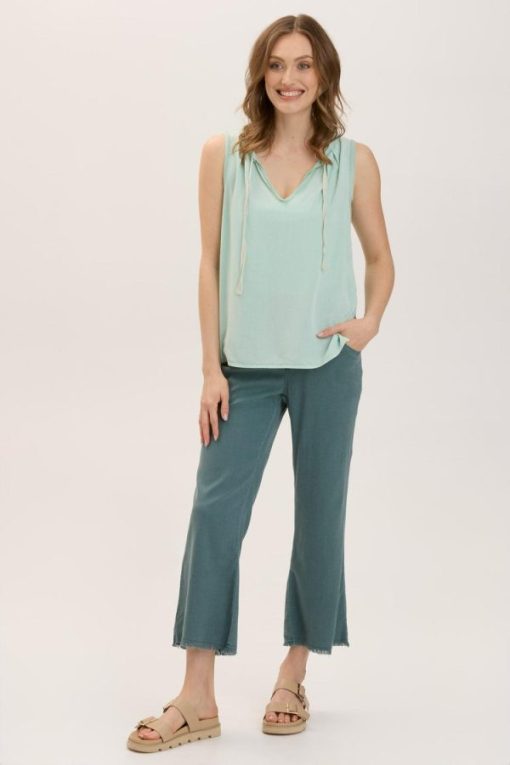 Therosequarter.shop7f63c93844 4