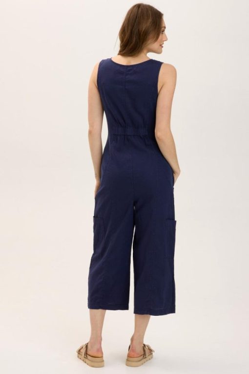 Therosequarter.shop84ed00a055 3