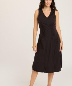 Therosequarter.shop867216e3c4 1