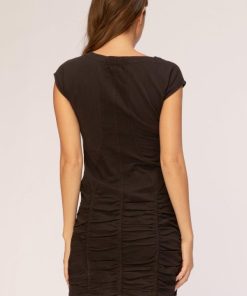 Therosequarter.shop87d5be3046 3