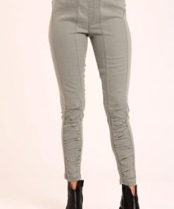 Therosequarter.shop8e581d6b8b 1