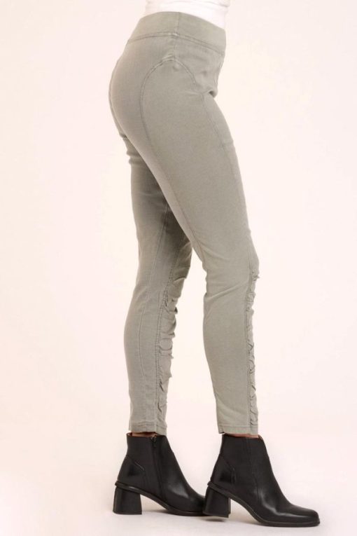 Therosequarter.shop8e581d6b8b 2