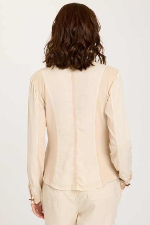 Therosequarter.shop90f353a5ad 3