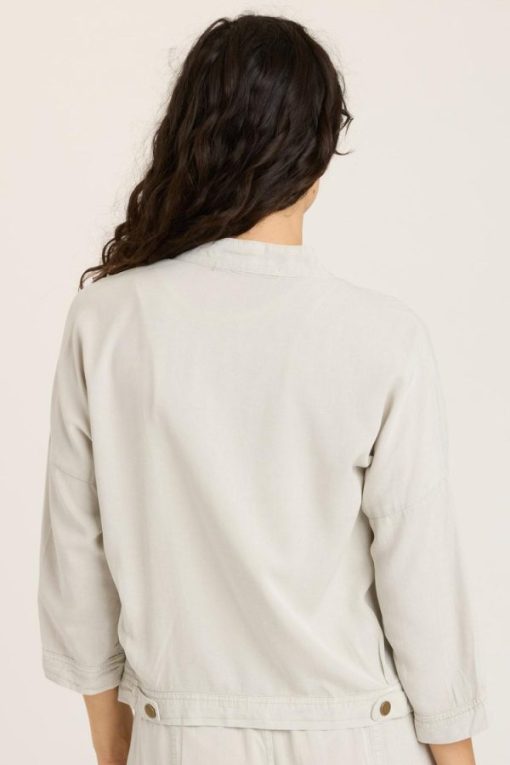 Therosequarter.shop9125f26ce8 3
