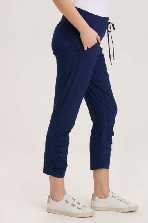 Therosequarter.shop92dcdcdc7e 2