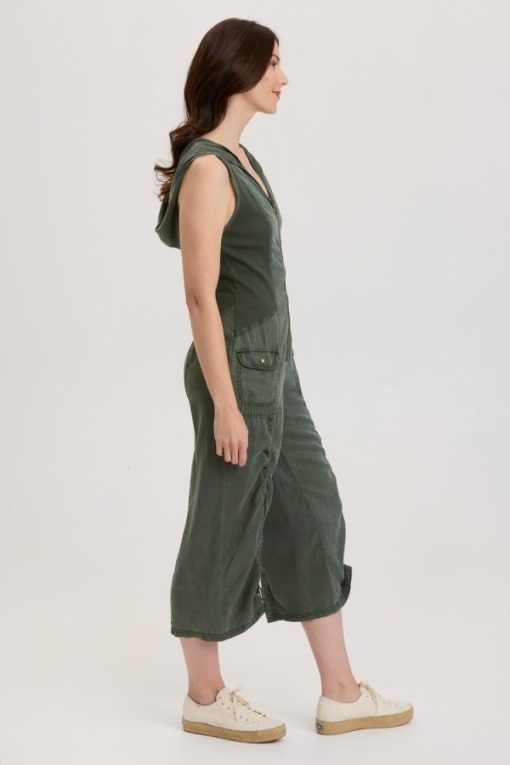 Therosequarter.shop968fb53a8e 2